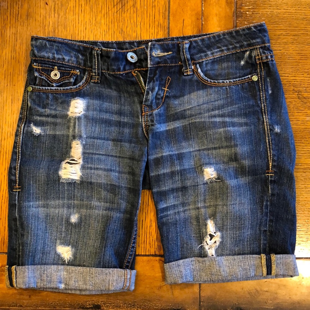 LIKE NEW Velvet Heart women’s jean shorts